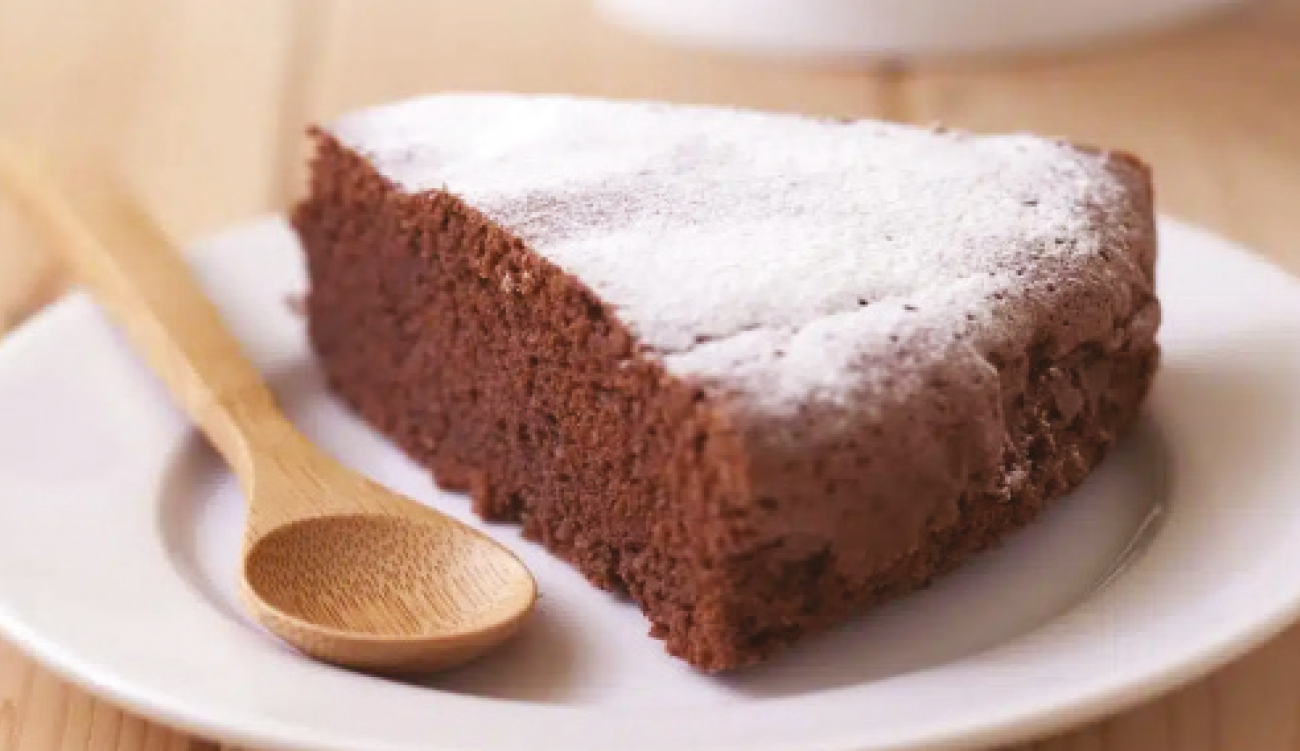 Healthy et gourmet: Gâteau au yaourt  garni de ganache  de chocolat