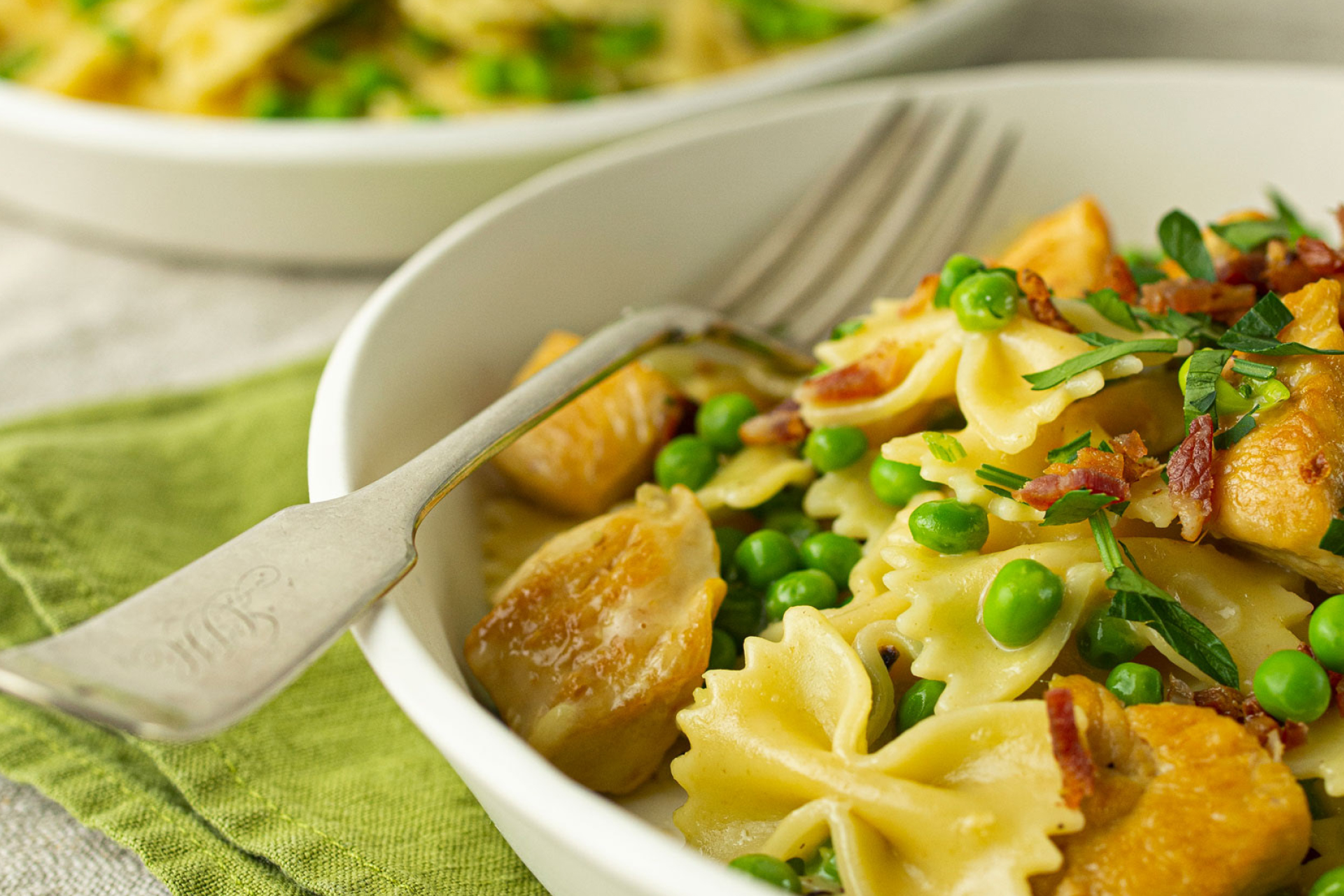 Healthy et gourmet: Pâtes safranée au poulet  et aux foies de volailles