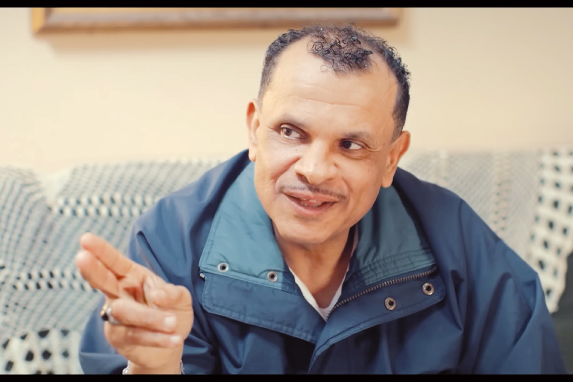 Riadh hamdi: « Un acteur doit céder une part de lui-même au personnage »