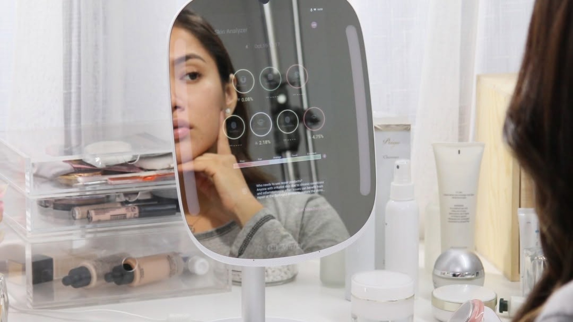 Le miroir intelligent : votre salle de bain devient une clinique